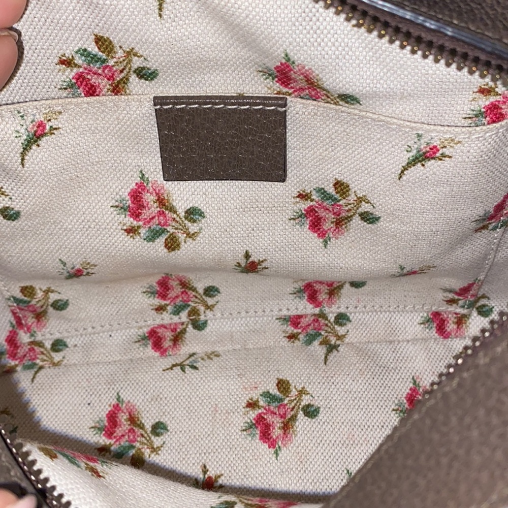 Slightly used Gucci bag - Picture 5 of 5
